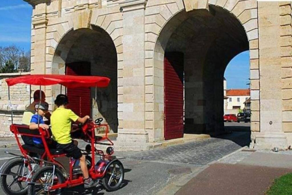 Appartement Proche Des Remparts Λανγκρ Εξωτερικό φωτογραφία